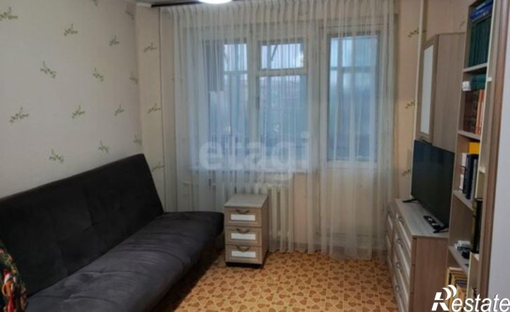 4-комн квартира улица Винокурова, 26А,  д. 26А