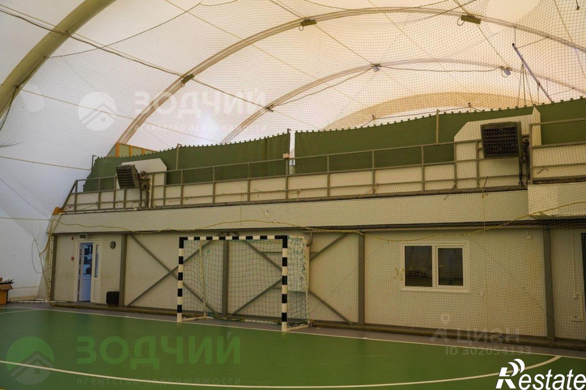 Купить помещение свободного назначения за 27 851 200 рублей на ул Солнечная, 12