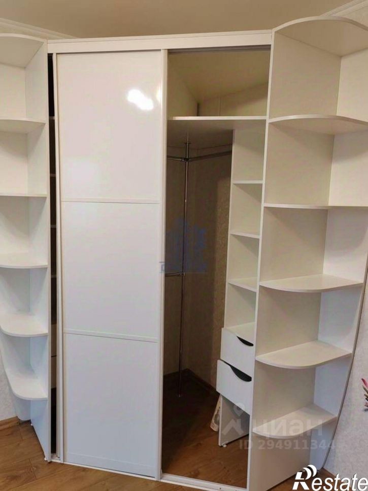 3-комн квартира улица Строителей, 10,  д. 10