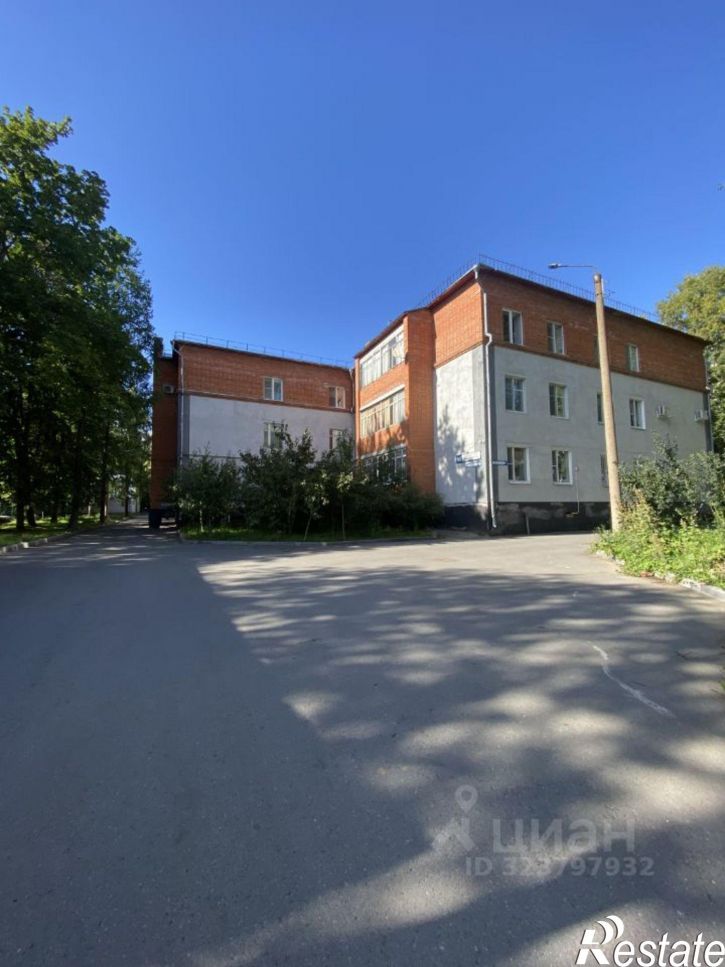 4-комн квартира Солнечная улица, 10,  д. 10