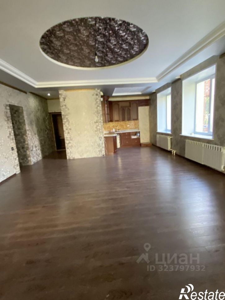 4-комн квартира Солнечная улица, 10,  д. 10