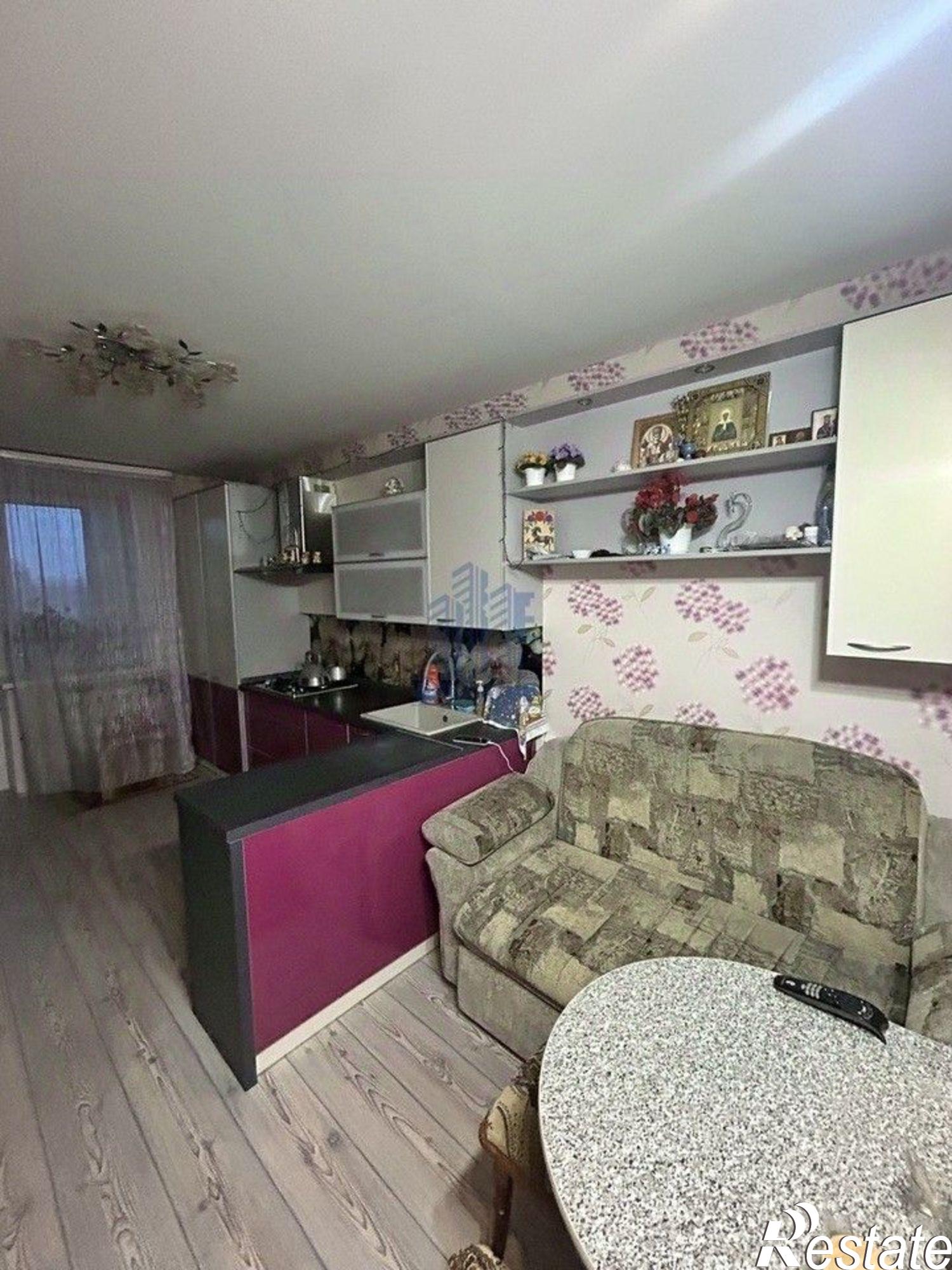 Купить квартиру за 10 000 000 рублей на ул Южная, 1