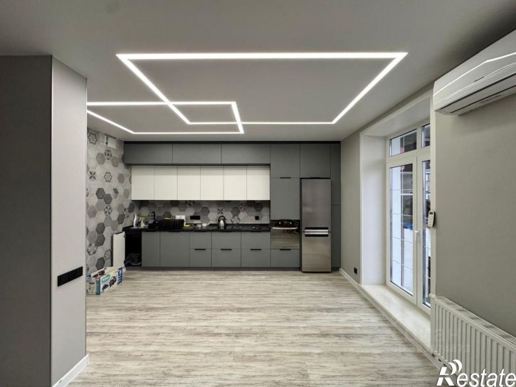 3-комн квартира ул Винокурова, 99,  д. 99