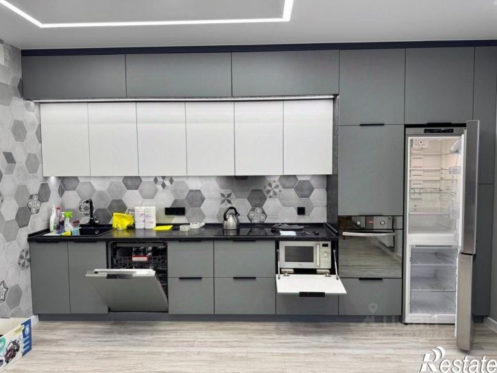 3-комн квартира ул Винокурова, 99,  д. 99