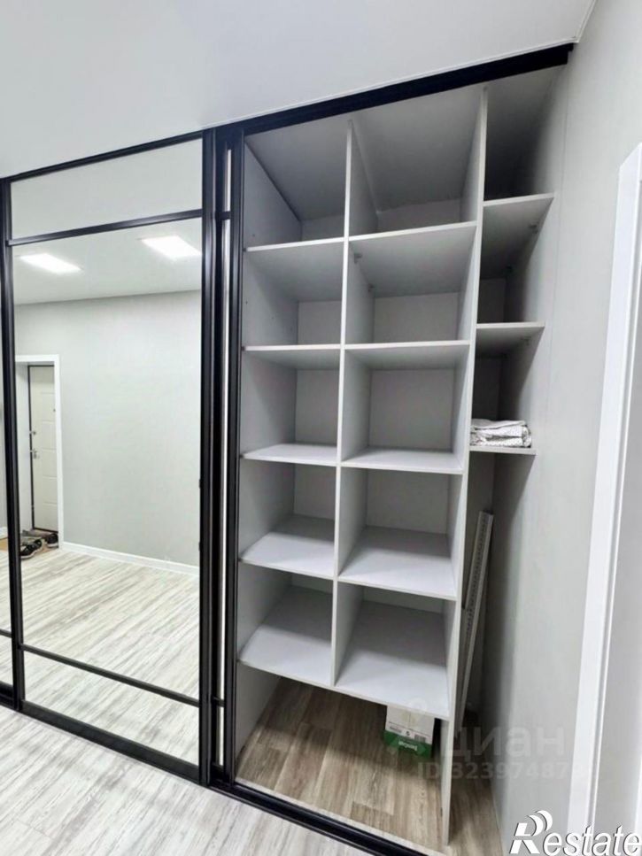 3-комн квартира ул Винокурова, 99,  д. 99