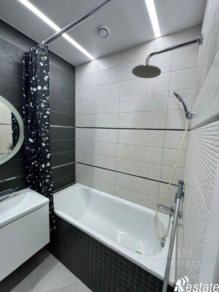 3-комн квартира ул Винокурова, 99,  д. 99