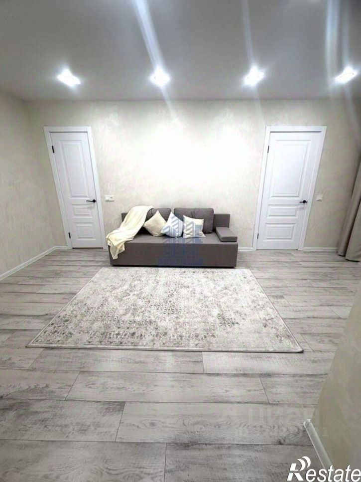 2-комн квартира Молодёжная улица, 15,  д. 15