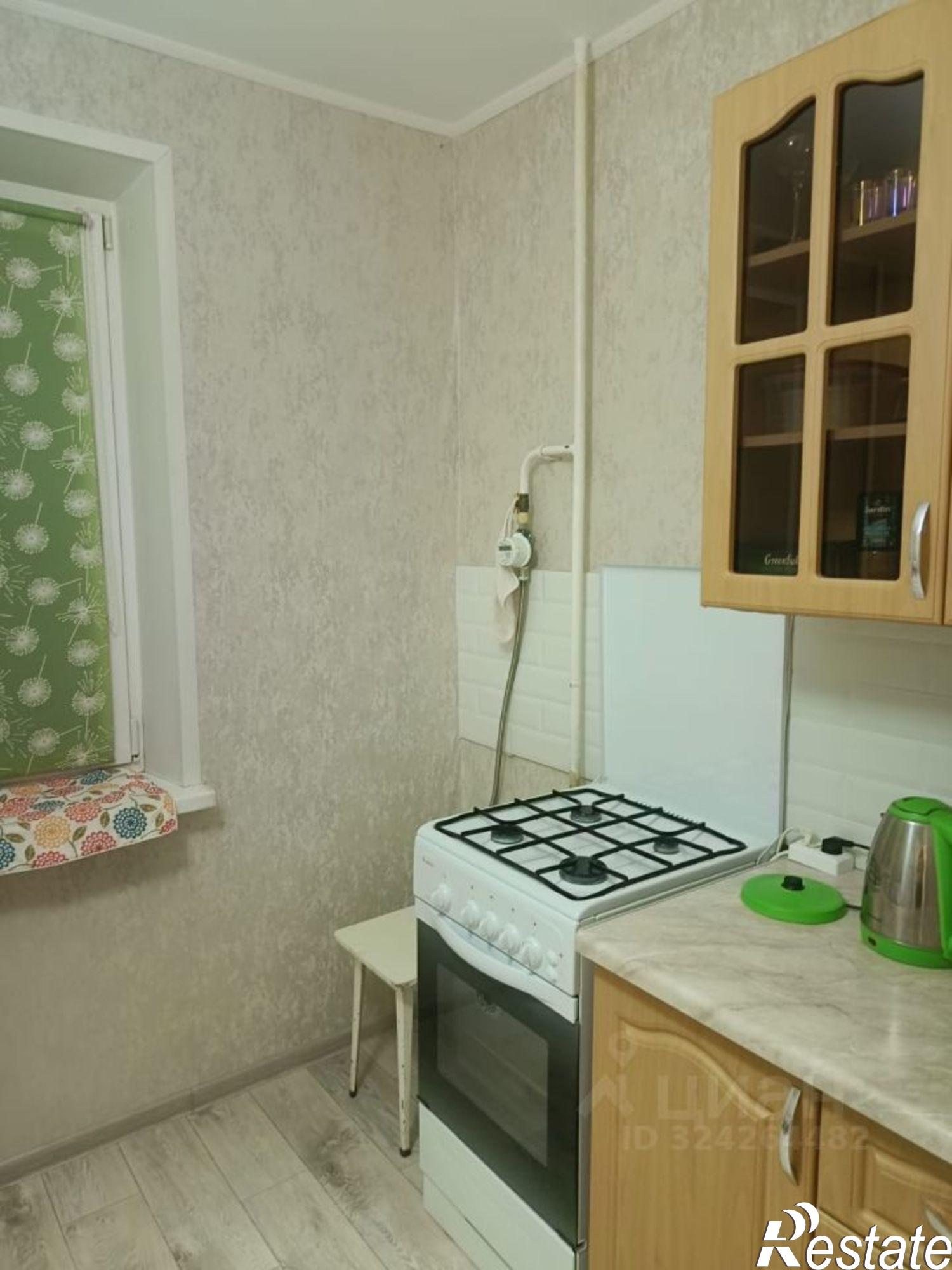 Сдать квартиру за 15 000 рублей на улица Семёнова, 3