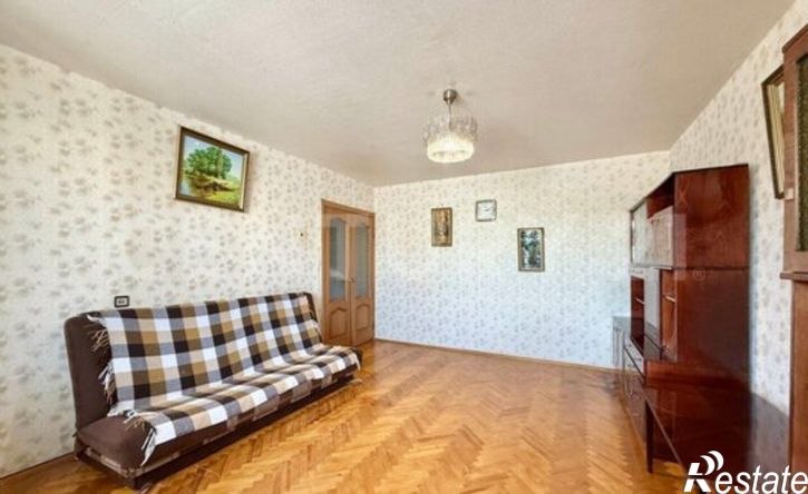 4-комн квартира улица Винокурова, 57,  д. 57