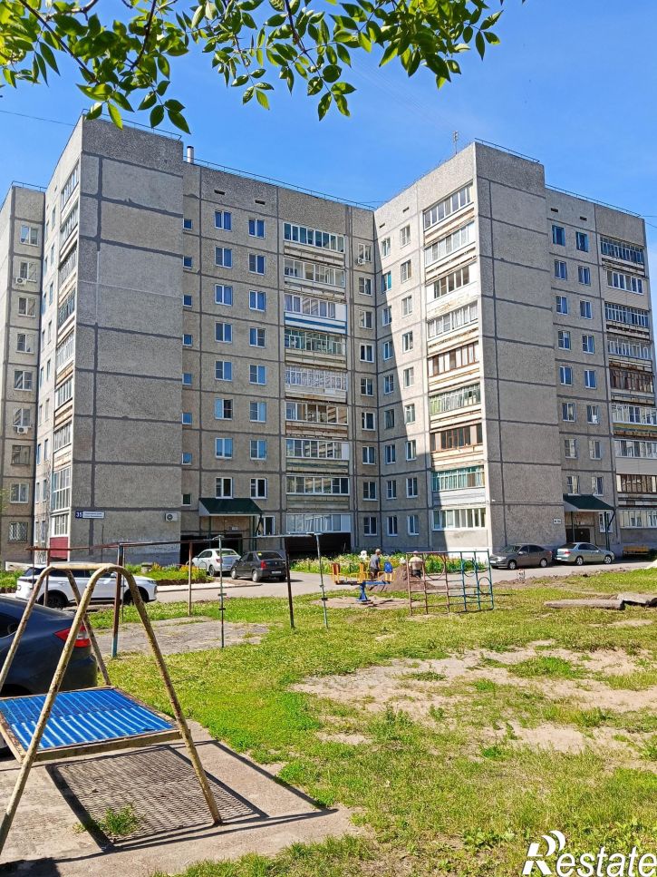 4-комн квартира Первомайская улица,35