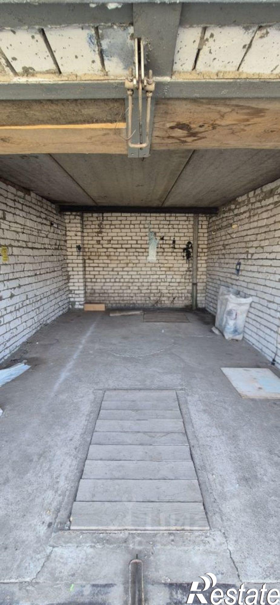 Купить гараж, место в паркинге за 730 940 рублей