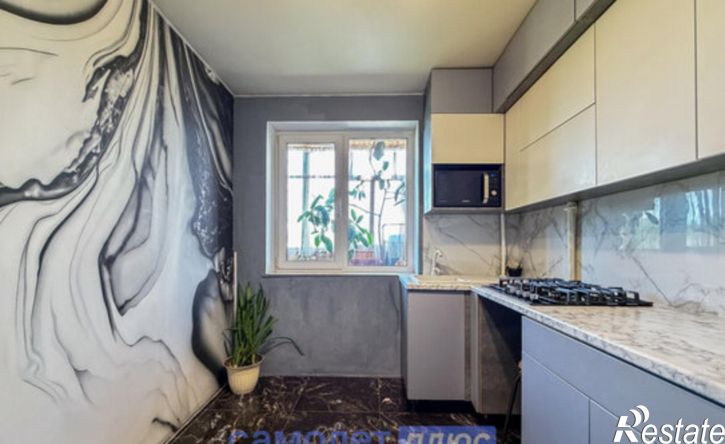 4-комн квартира ул Коммунистическая, 25,  д. 25
