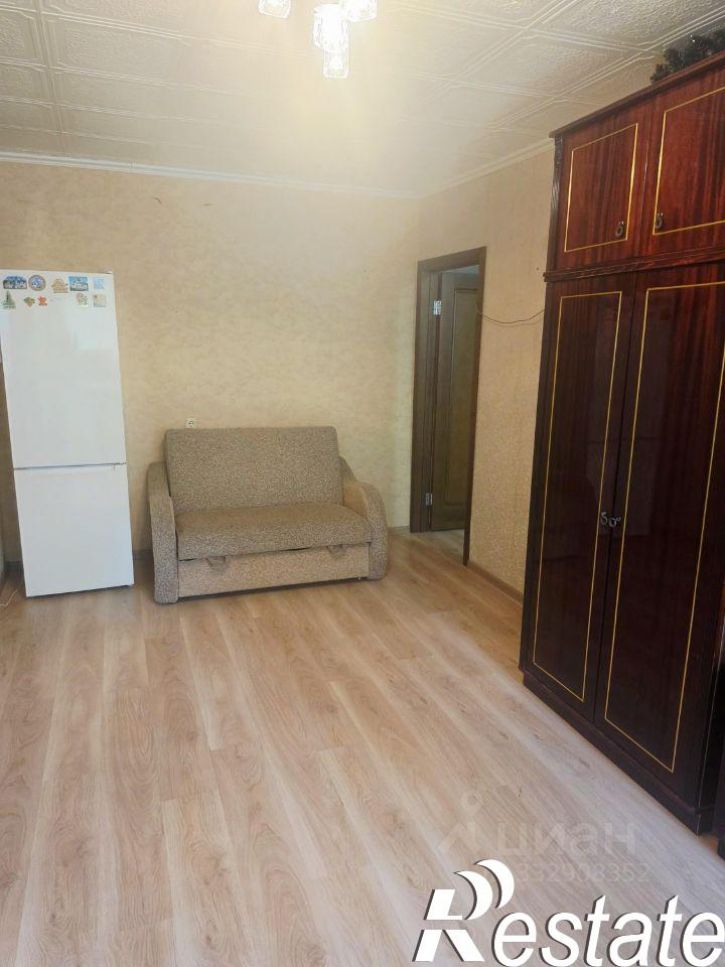 2-комн квартира улица Ж.Крутовой, 10,  д. 10
