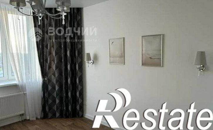 3-комн квартира улица Винокурова, 99,  д. 99