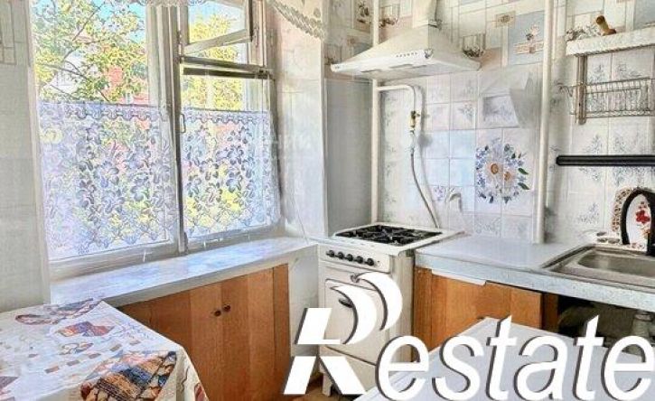 2-комн квартира Коммунистическая улица, 32,  д. 32