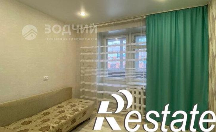 4-комн квартира улица Строителей, 42,  д. 42