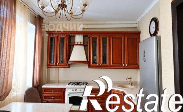 3-комн квартира Солнечная улица, 10,  д. 10