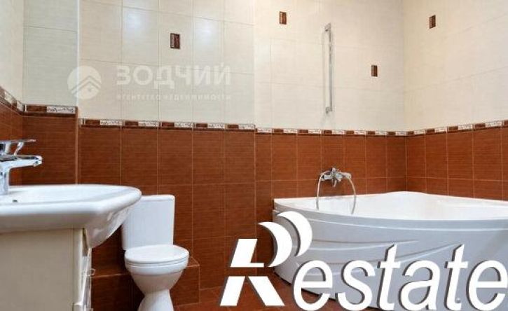 3-комн квартира Солнечная улица, 10,  д. 10